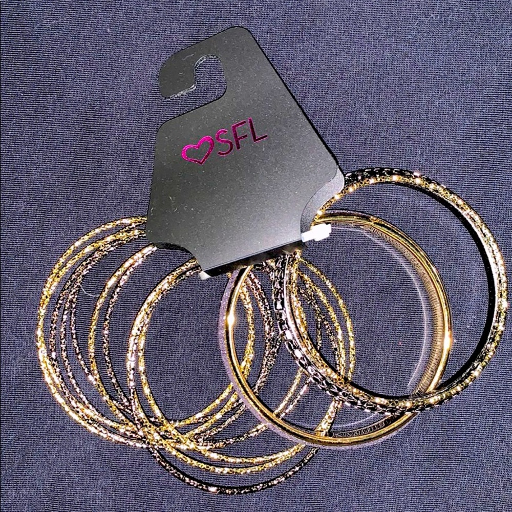 FASHION JEWELRY - HAND BRACELET
